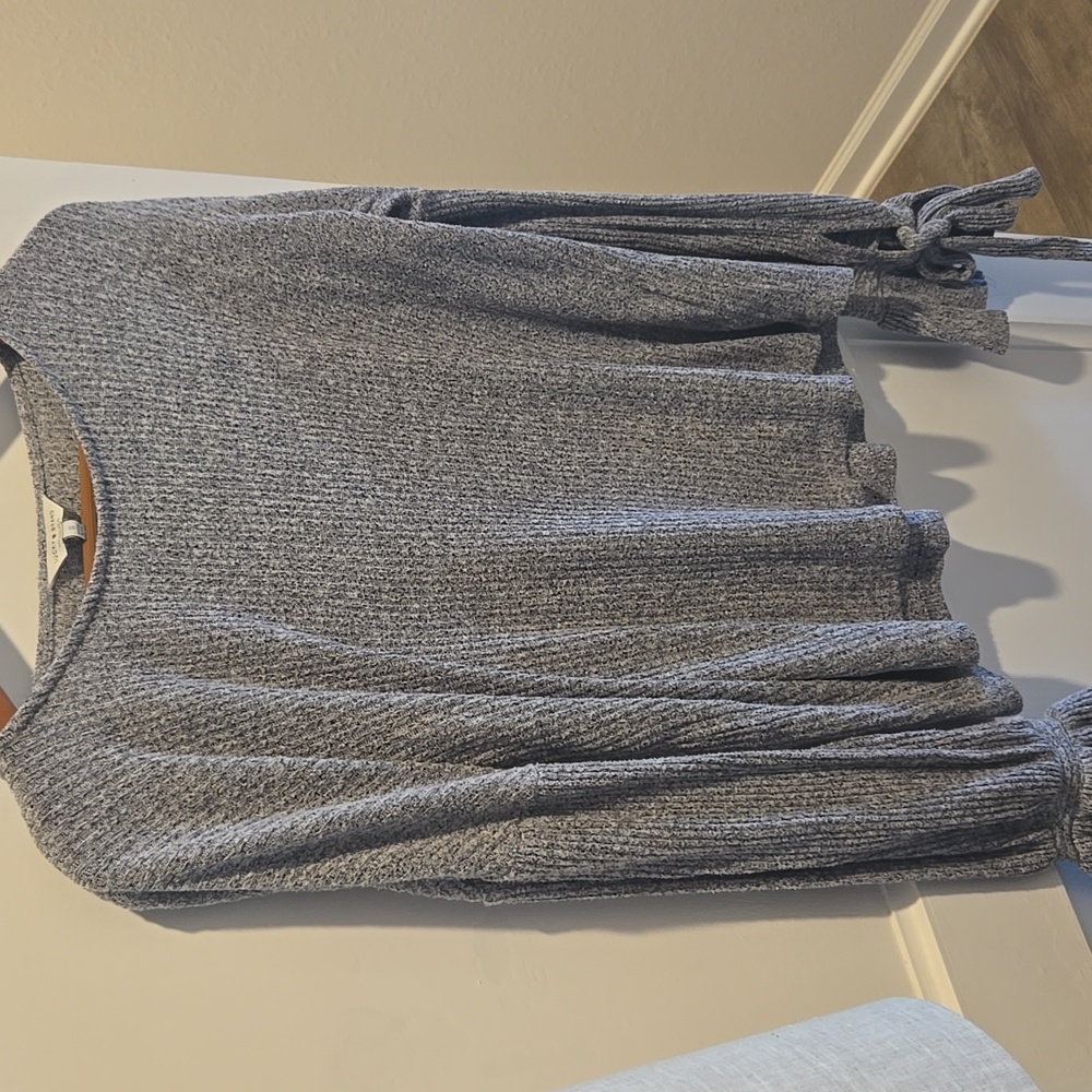 Lucky Brand Heather Gray Knit Top - Picture 4 of 9